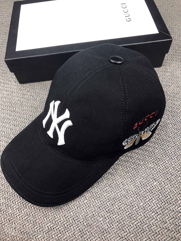 ブランド帽子正面デザイン